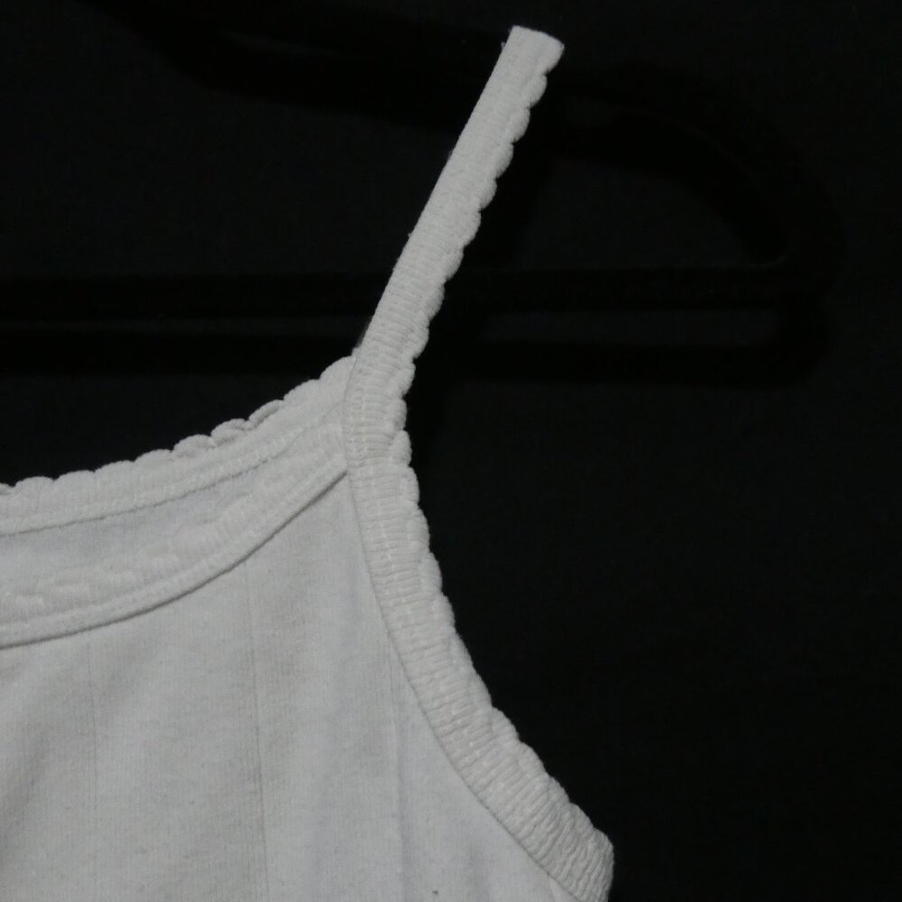 GAP | small | White Camisole | Floral Embroidery | 100% Cotton - Picture 11 of 13
